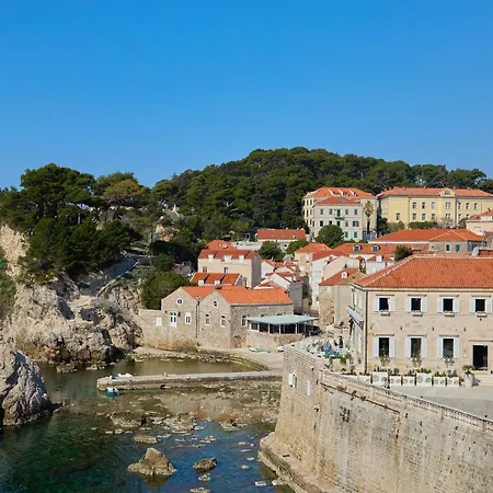 Stone Elegance Apartment