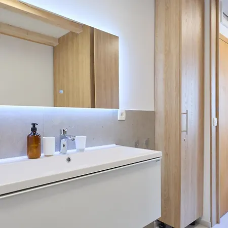 Apartment Stone Elegance *