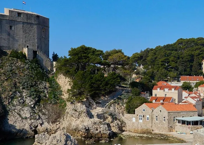 Apartment Stone Elegance *
