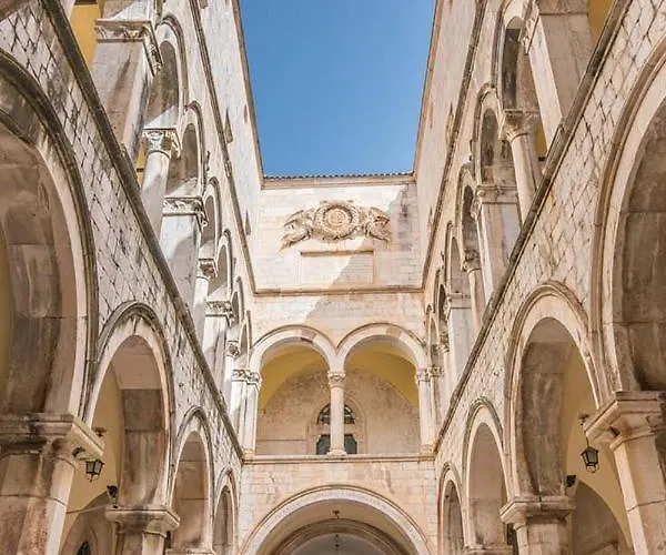 Apartment Stone Elegance