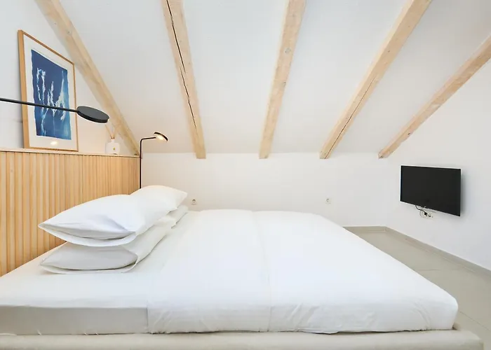 Stone Elegance Apartment