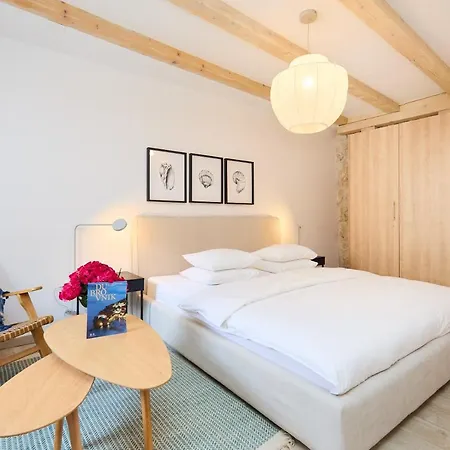 Stone Elegance Apartamento *